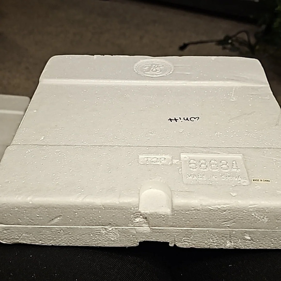 "Heavens Little Angels" Ornament Collection. Set of 3 ceramic, flat a... - Picture 9 of 9